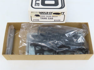 HO Scale The Gould Company Kit 4020 Unpainted 10,000 Gallon Tank Car