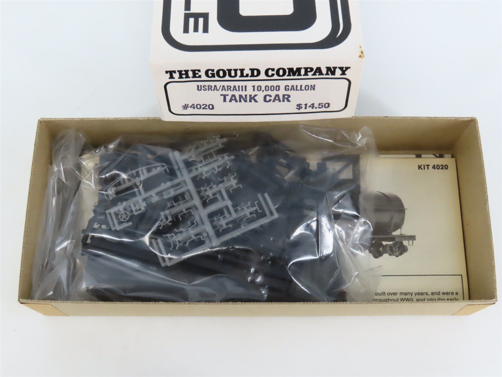 HO Scale The Gould Company Kit 4020 Unpainted 10,000 Gallon Tank Car