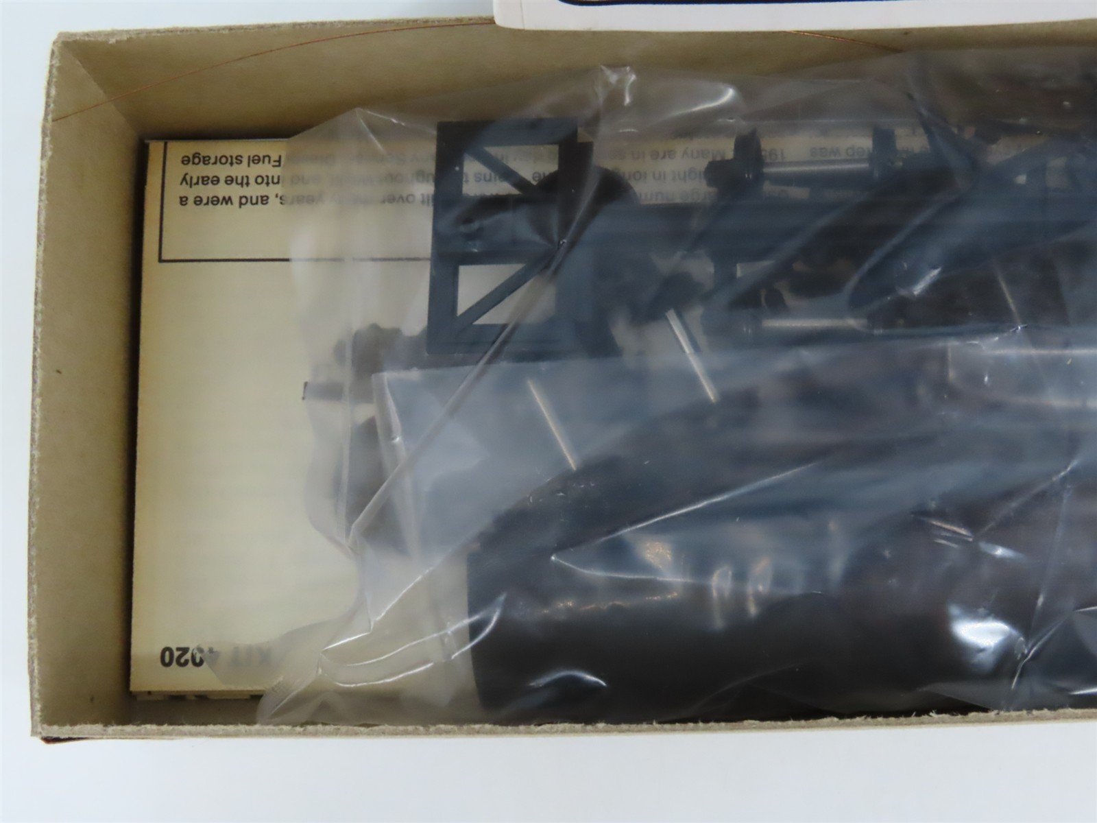 HO Scale The Gould Company Kit 4020 Unpainted 10,000 Gallon Tank Car