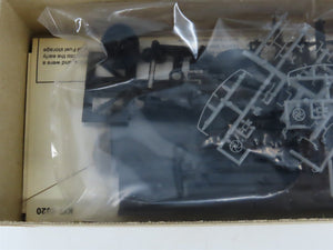 HO Scale The Gould Company Kit 4020 Unpainted 10,000 Gallon Tank Car