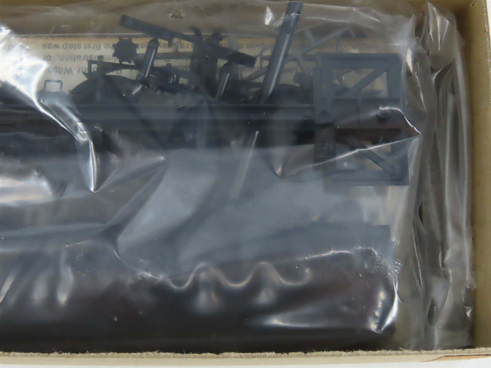 HO Scale The Gould Company Kit 4020 Unpainted 10,000 Gallon Tank Car