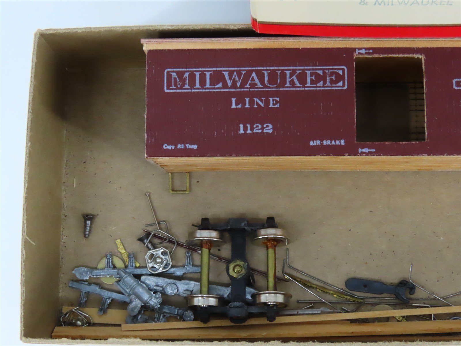 HO Scale Central Valley Kit 911 DGH&M Wood Box Car #1122 - Partially Assembled