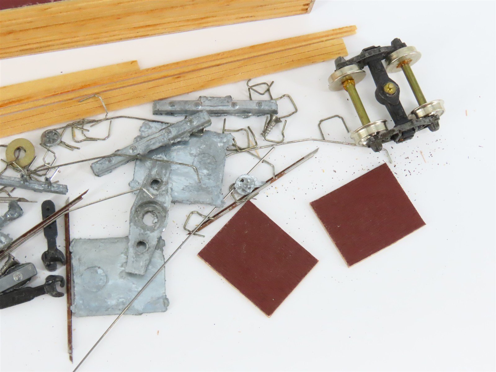 HO Scale Central Valley Kit 911 DGH&M Wood Box Car #1122 - Partially Assembled