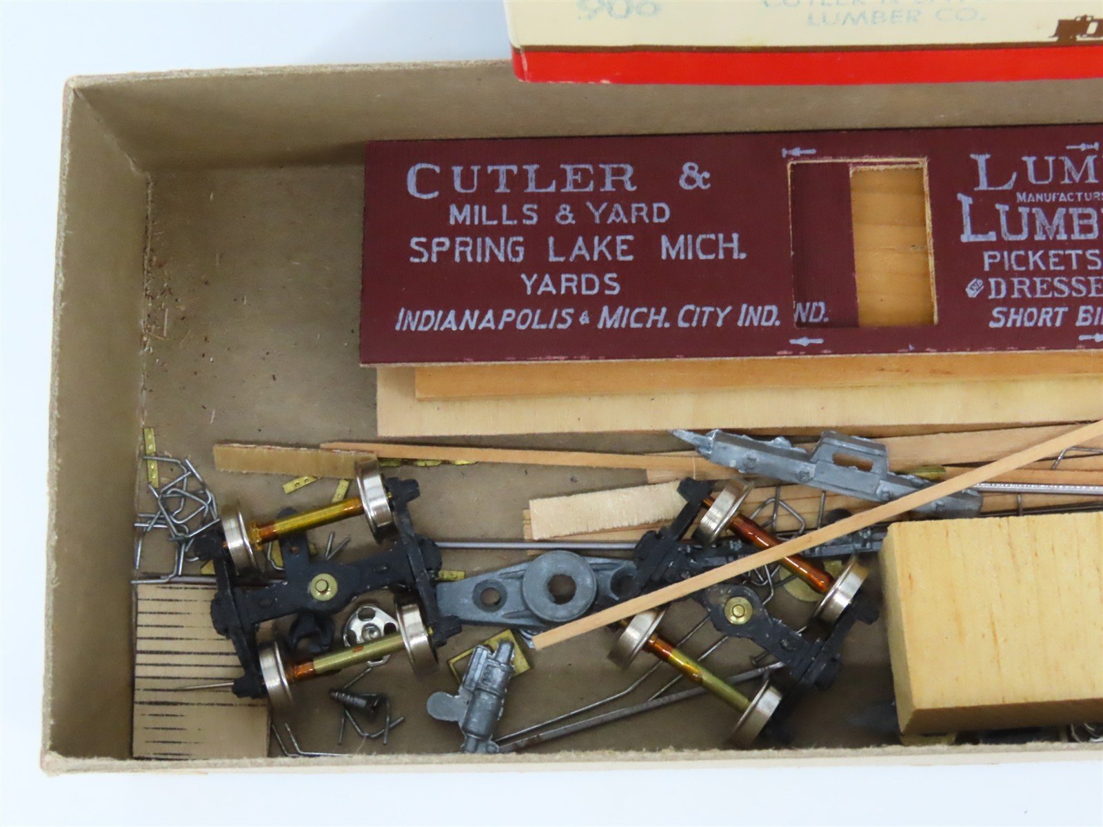 HO Scale Central Valley Kit 906 CSLCo Cutler & Savidge Lumber Wood Box Car #1