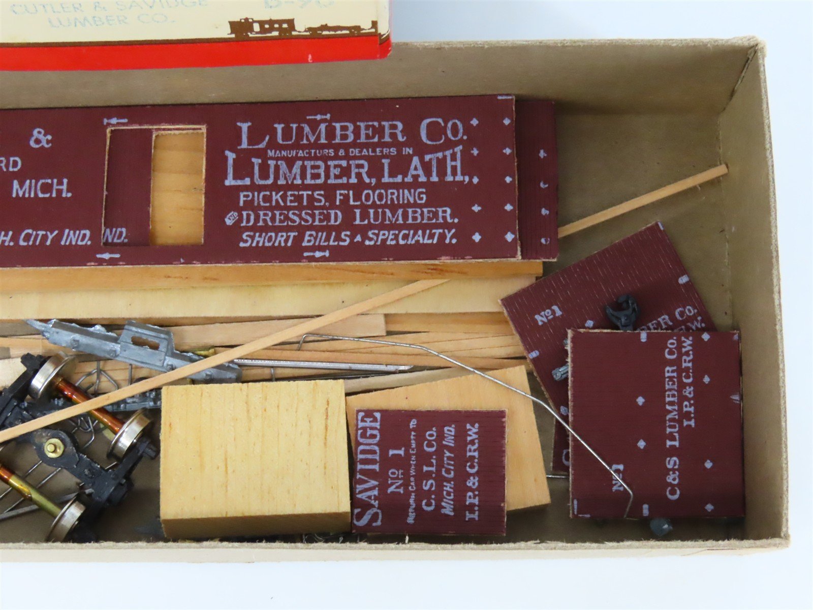 HO Scale Central Valley Kit 906 CSLCo Cutler & Savidge Lumber Wood Box Car #1