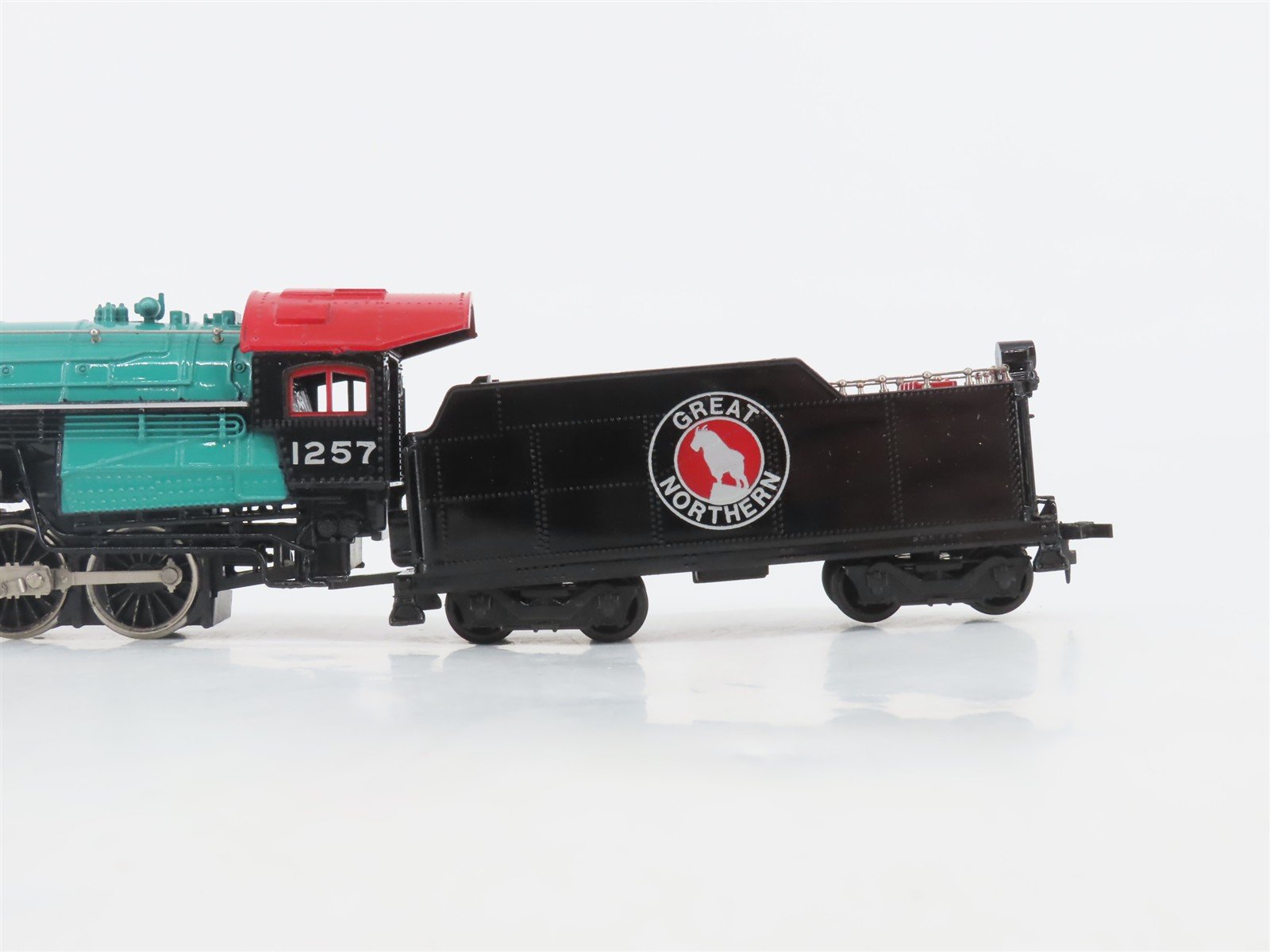 HO Scale Bachmann 0654 GN Great Northern 2-8-0 Steam Locomotive #1257