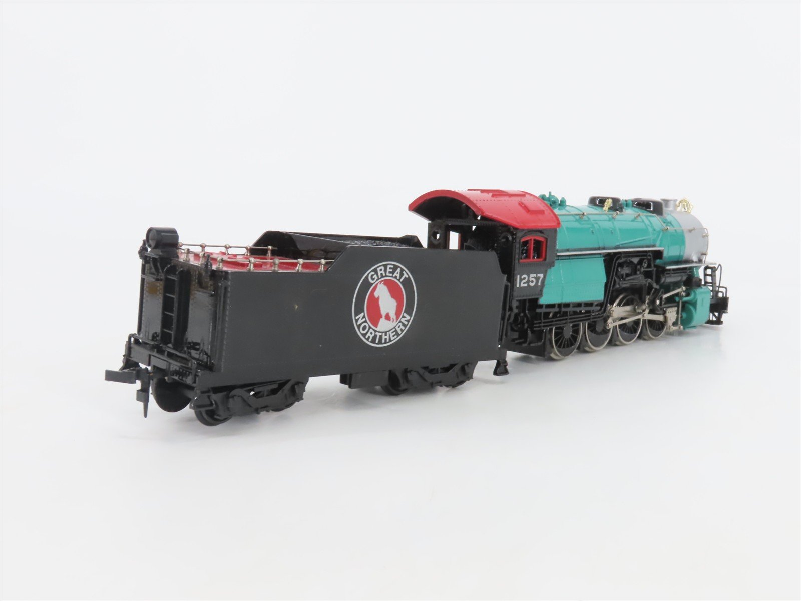 HO Scale Bachmann 0654 GN Great Northern 2-8-0 Steam Locomotive #1257