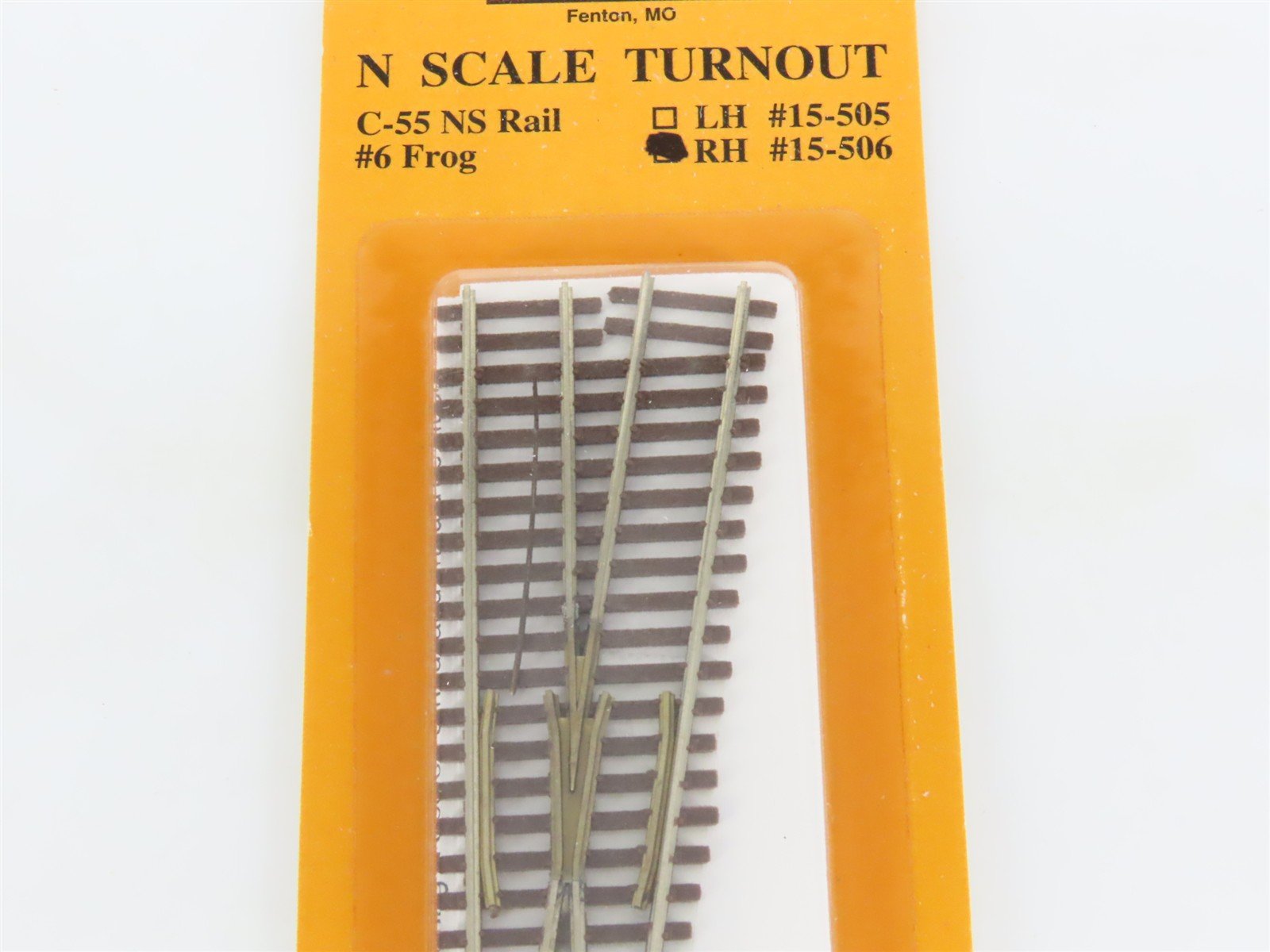 N Scale Micro Engineering 15-506 Code 55 #6 Frog Right Hand Turnout Track Piece