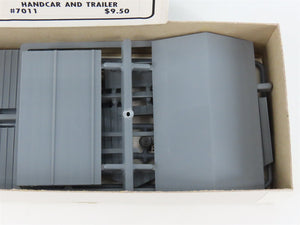 HO Scale Tichy 7011 Handcar Shed Building, Handcar & Trailer Kit