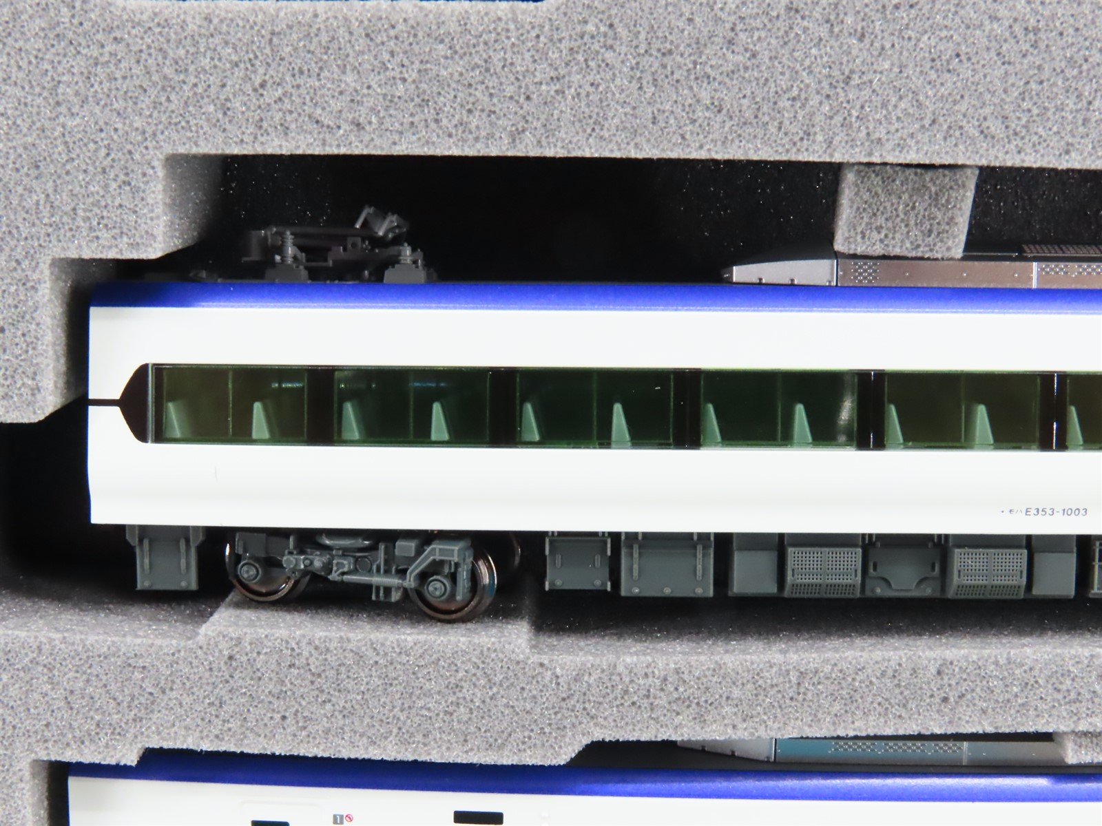 N Kato 10-1836 E353 Series 