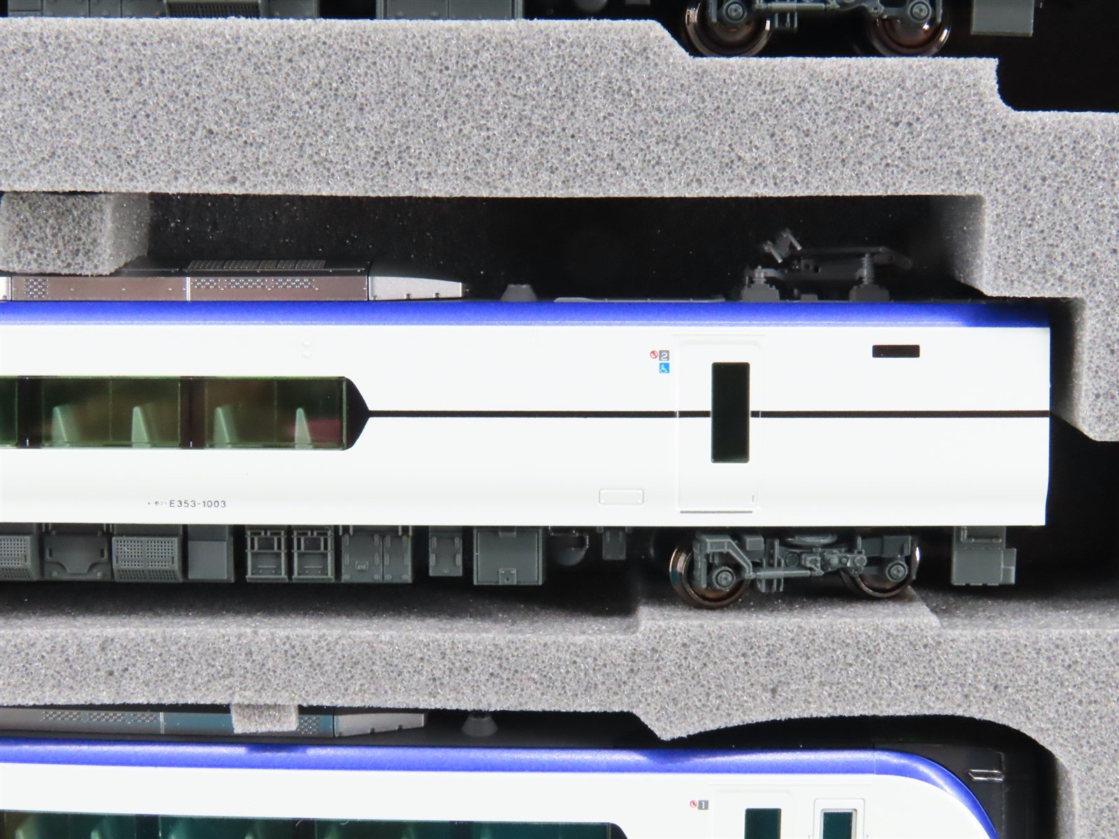 N Kato 10-1836 E353 Series 