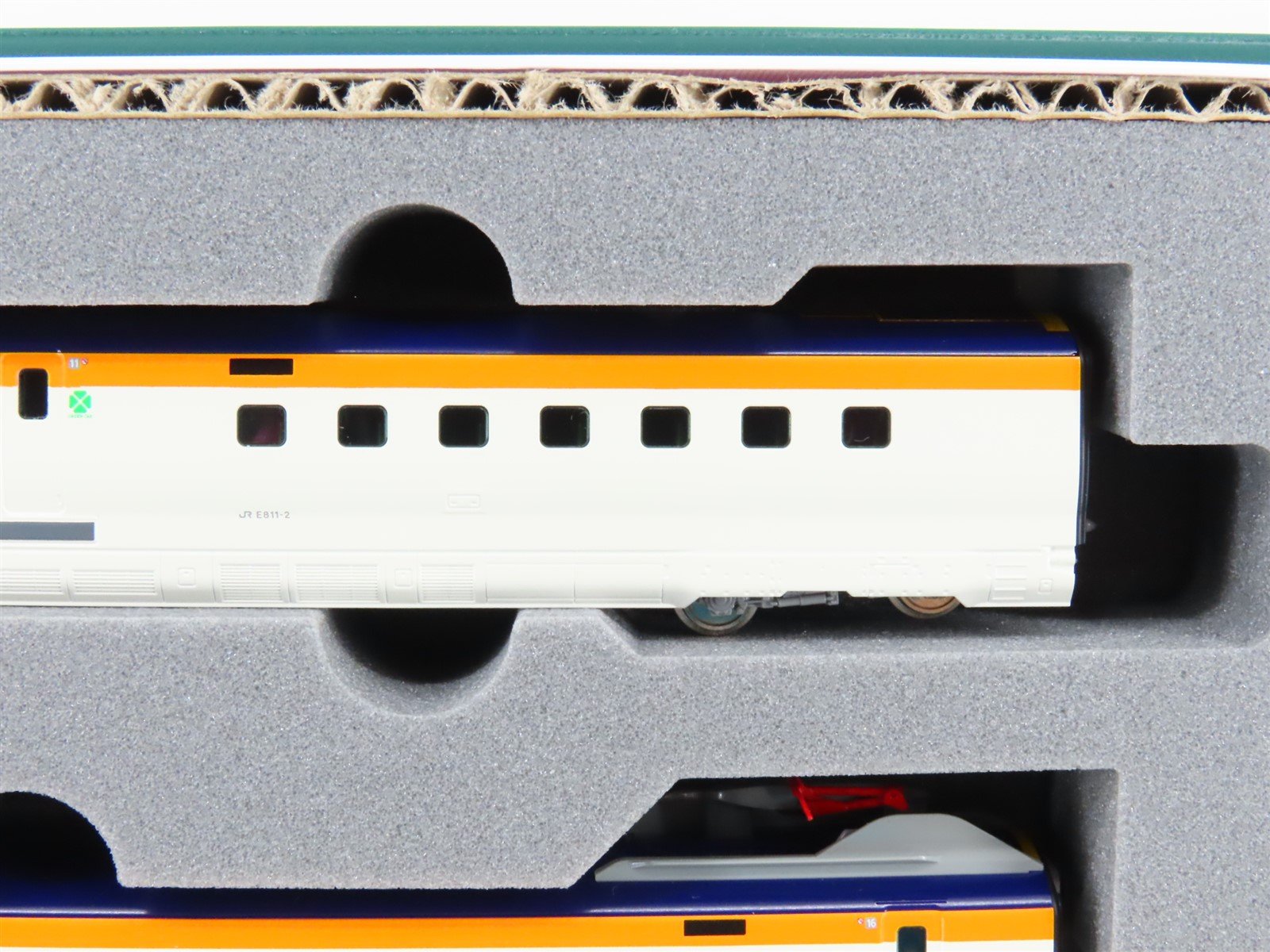 N Kato 10-2050 E8 Series Yamagata Shinkansen 
