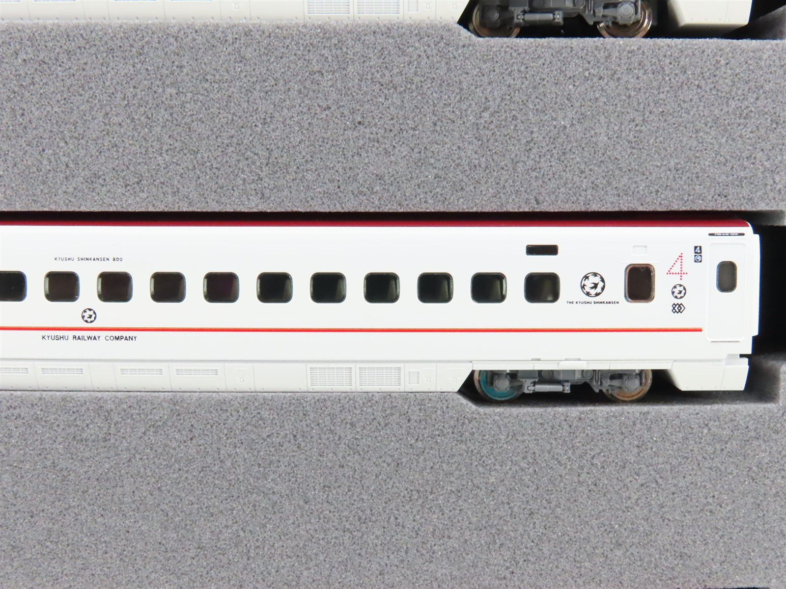 N Scale Kato 10-1729 Kyushu-Shinkansen 800 Series Electric Passenger Set