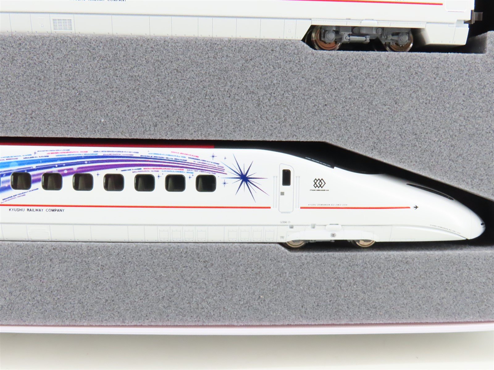 N Scale Kato 10-1729 Kyushu-Shinkansen 800 Series Electric Passenger Set