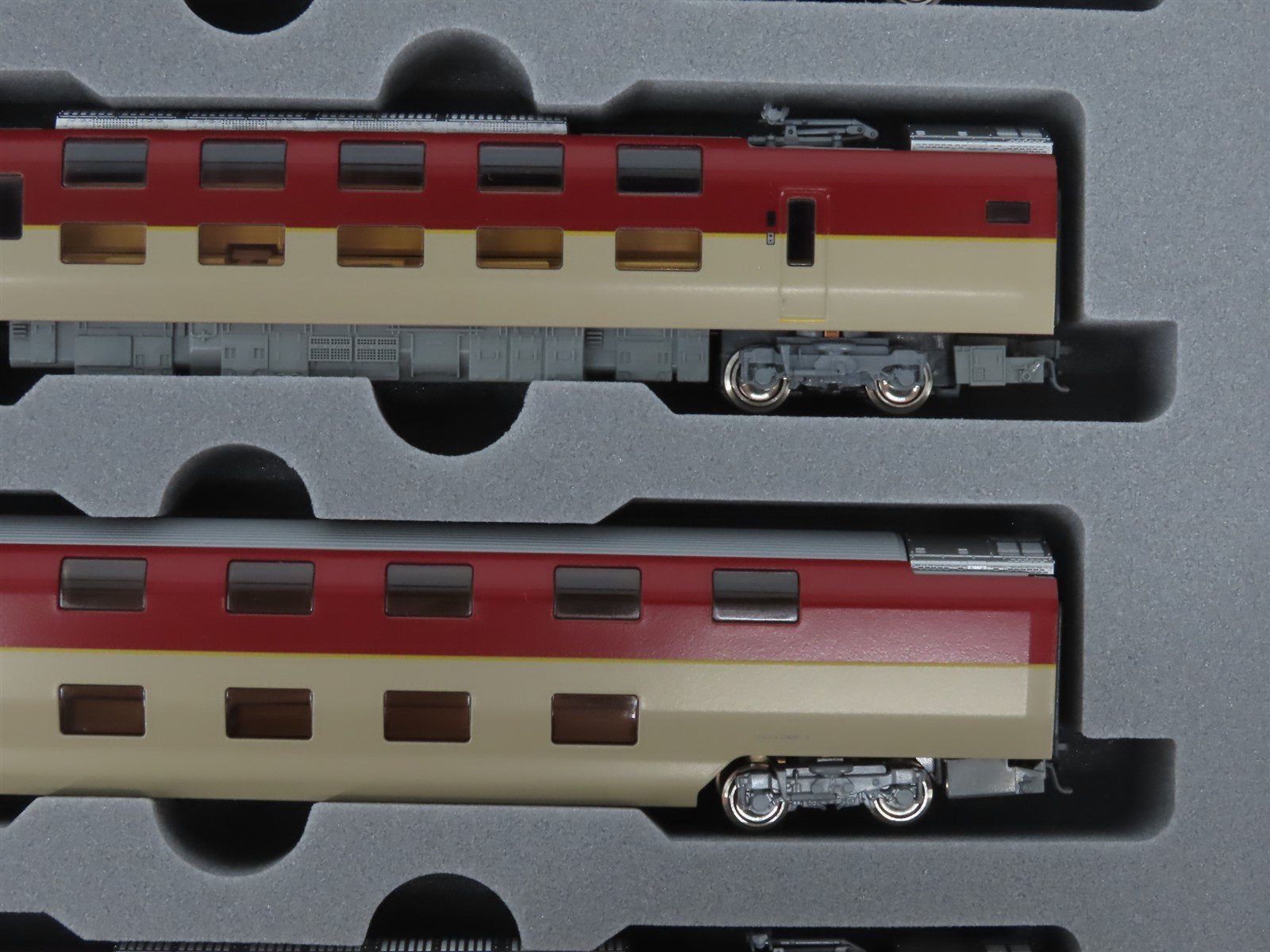 N Scale Kato 10-1564 285 Series 