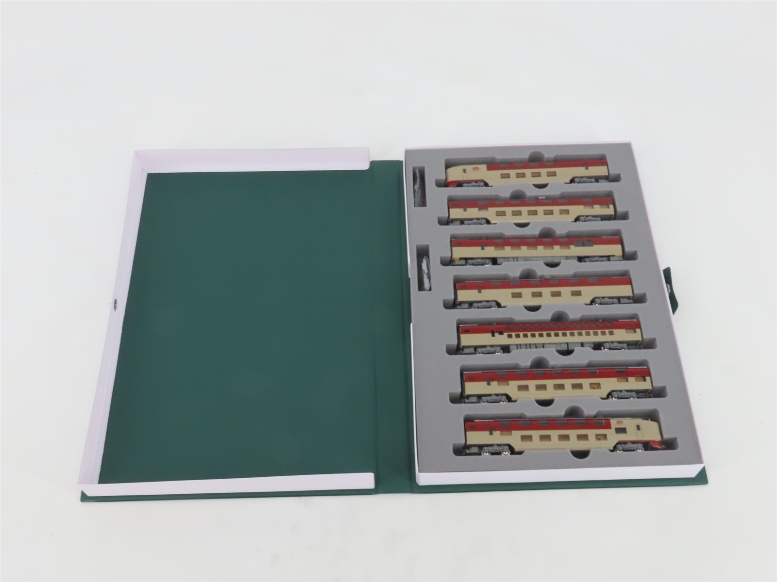 N Scale Kato 10-1565 285-3000 Series 