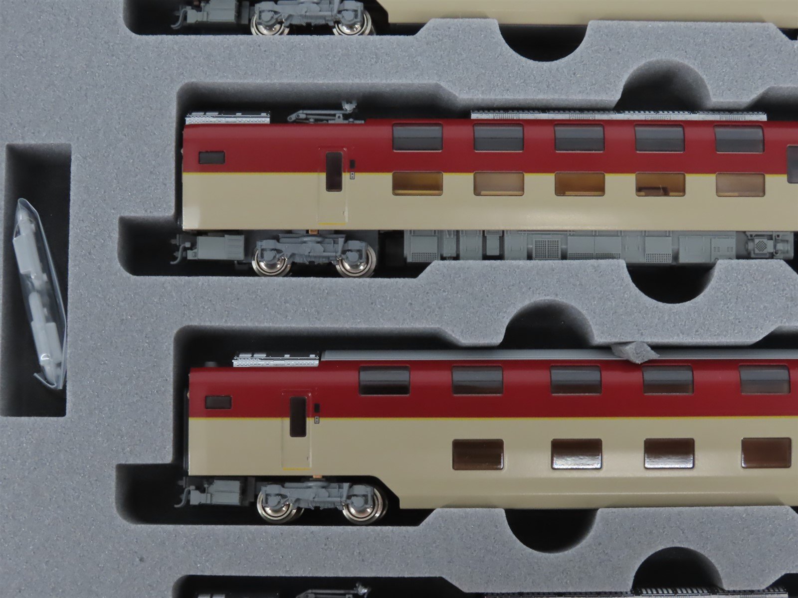 N Scale Kato 10-1565 285-3000 Series 