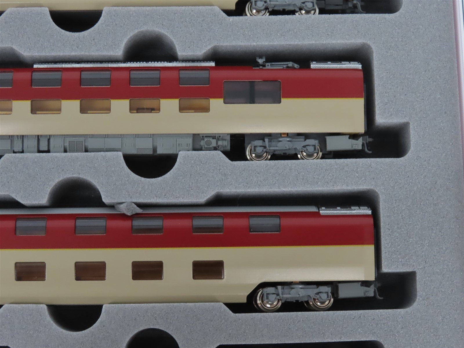 N Scale Kato 10-1565 285-3000 Series 