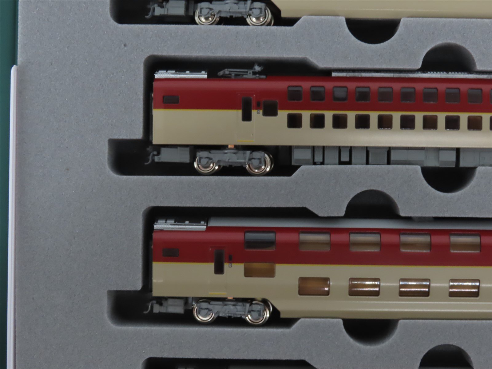 N Scale Kato 10-1565 285-3000 Series 