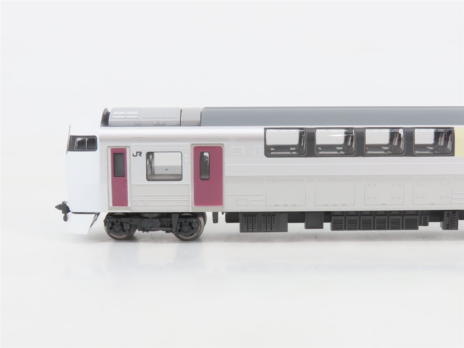 N Scale Tomix 98444 JR Suburban Train Series 215 Electric Passenger Set