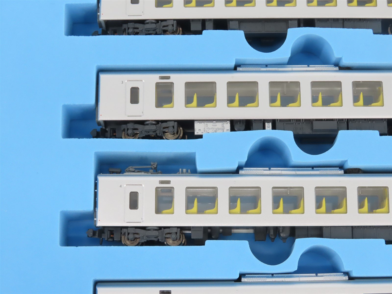 N Scale MicroAce A-1030 Seibu Railways 001 Series Electric Passenger Set