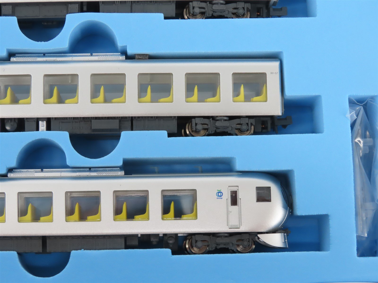 N Scale MicroAce A-1030 Seibu Railways 001 Series Electric Passenger Set