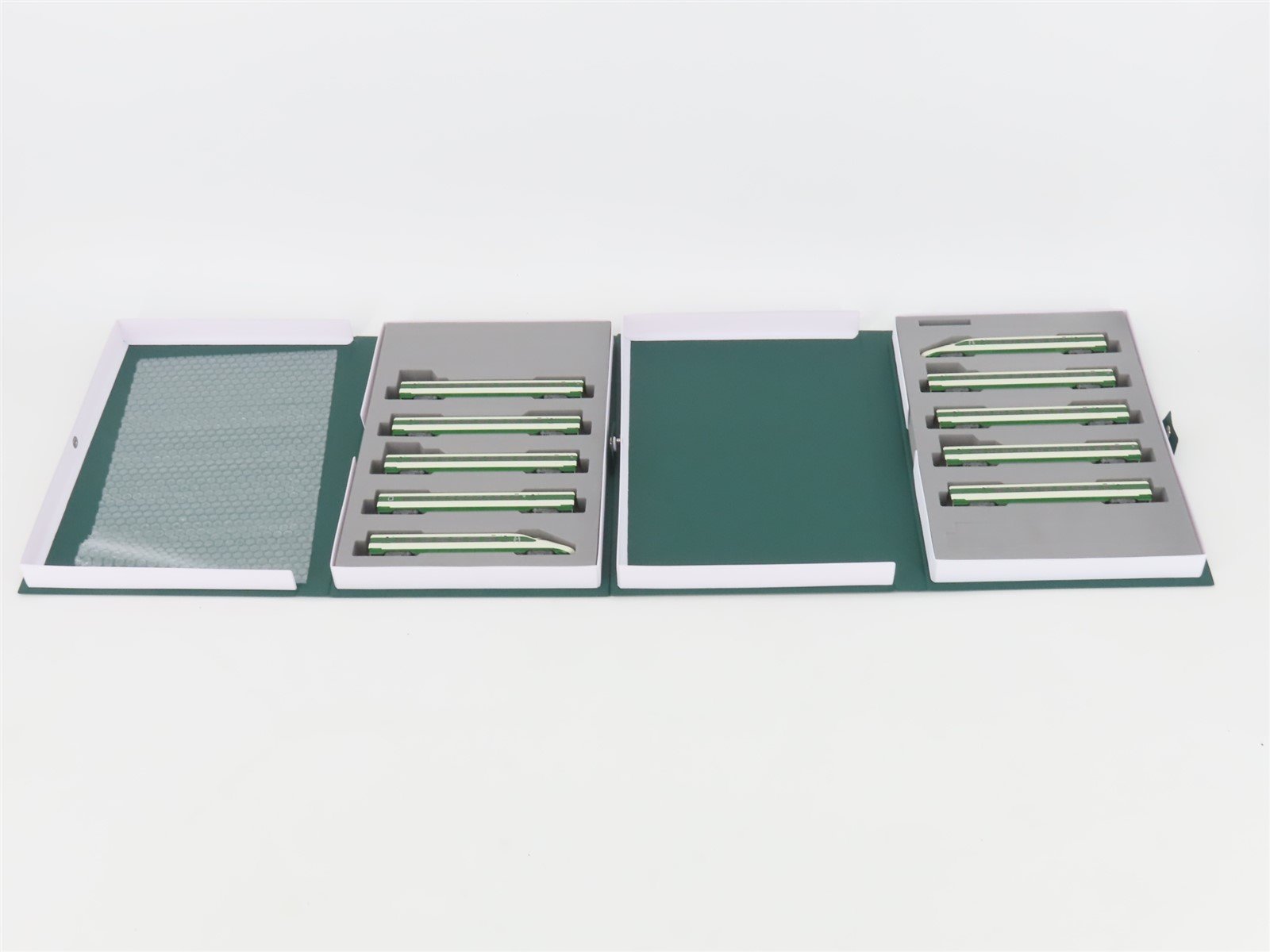 N Scale KATO 10-1807 E2 Series-1000 Shinkansen Electric Passenger Set
