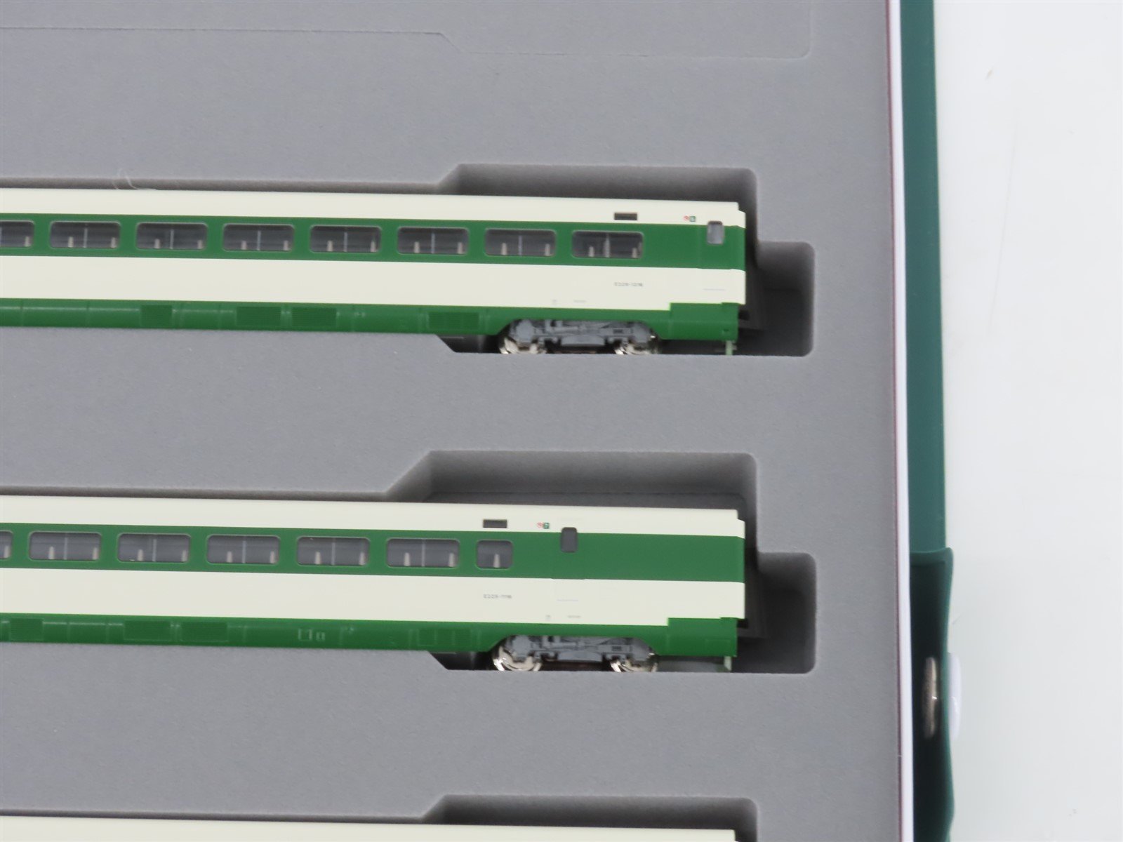 N Scale KATO 10-1807 E2 Series-1000 Shinkansen Electric Passenger Set