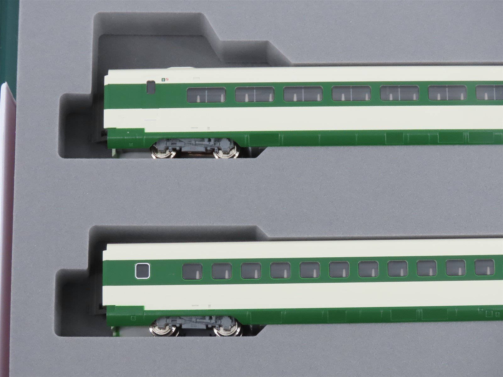 N Scale KATO 10-1807 E2 Series-1000 Shinkansen Electric Passenger Set