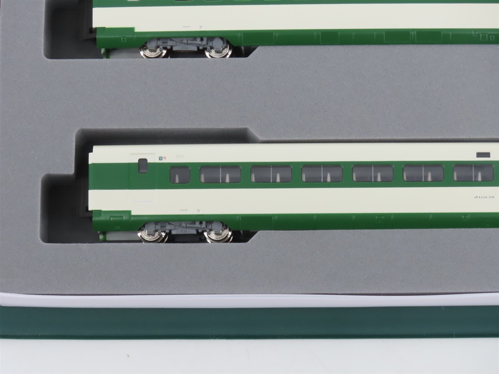 N Scale KATO 10-1807 E2 Series-1000 Shinkansen Electric Passenger Set