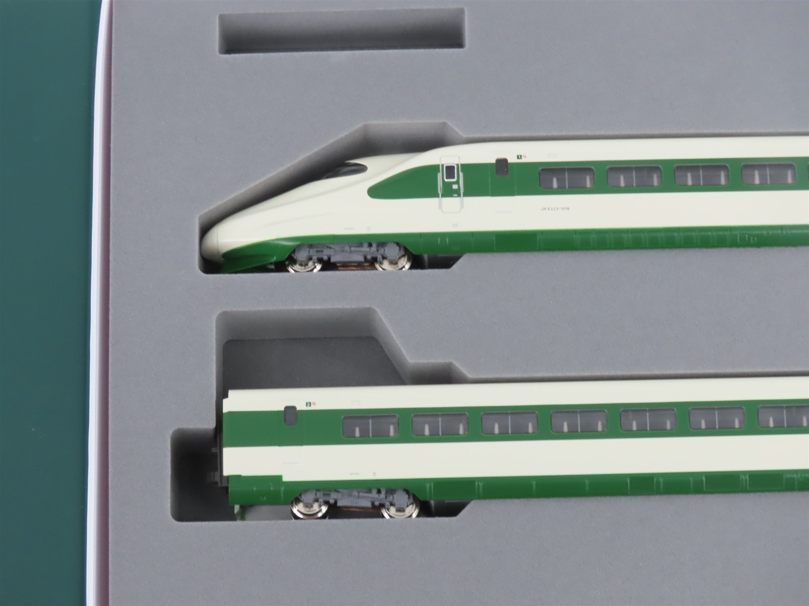N Scale KATO 10-1807 E2 Series-1000 Shinkansen Electric Passenger Set