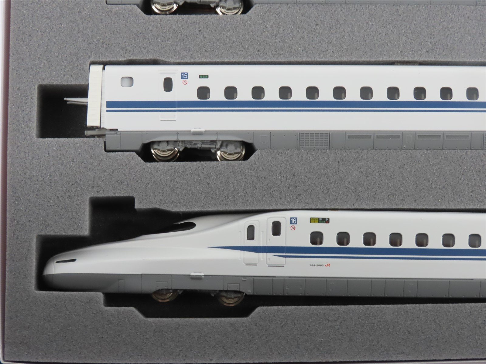 N Scale KATO 10-1817 N700-2000 Series Shinkansen Electric Passenger Set