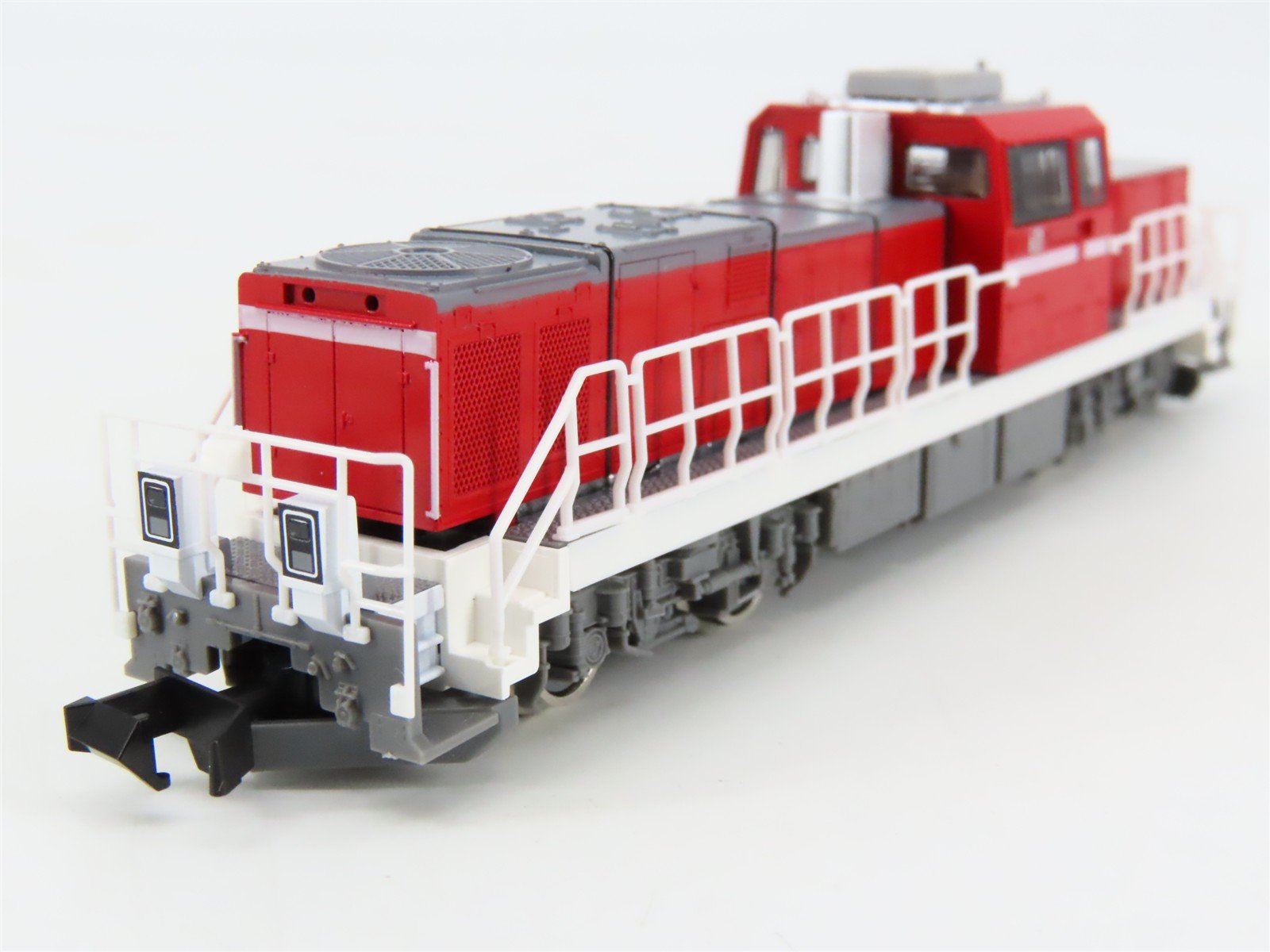 N Scale TOMIX 2249 JR Japan Railways Type DD200-0 Diesel Locomotive
