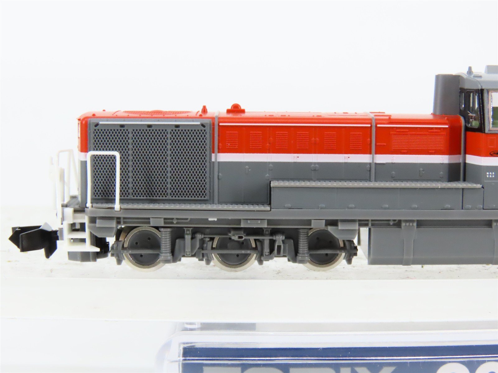 N Scale TOMIX 2244 JR Japan Freight Railway Type DE10 Diesel Locomotive #1000