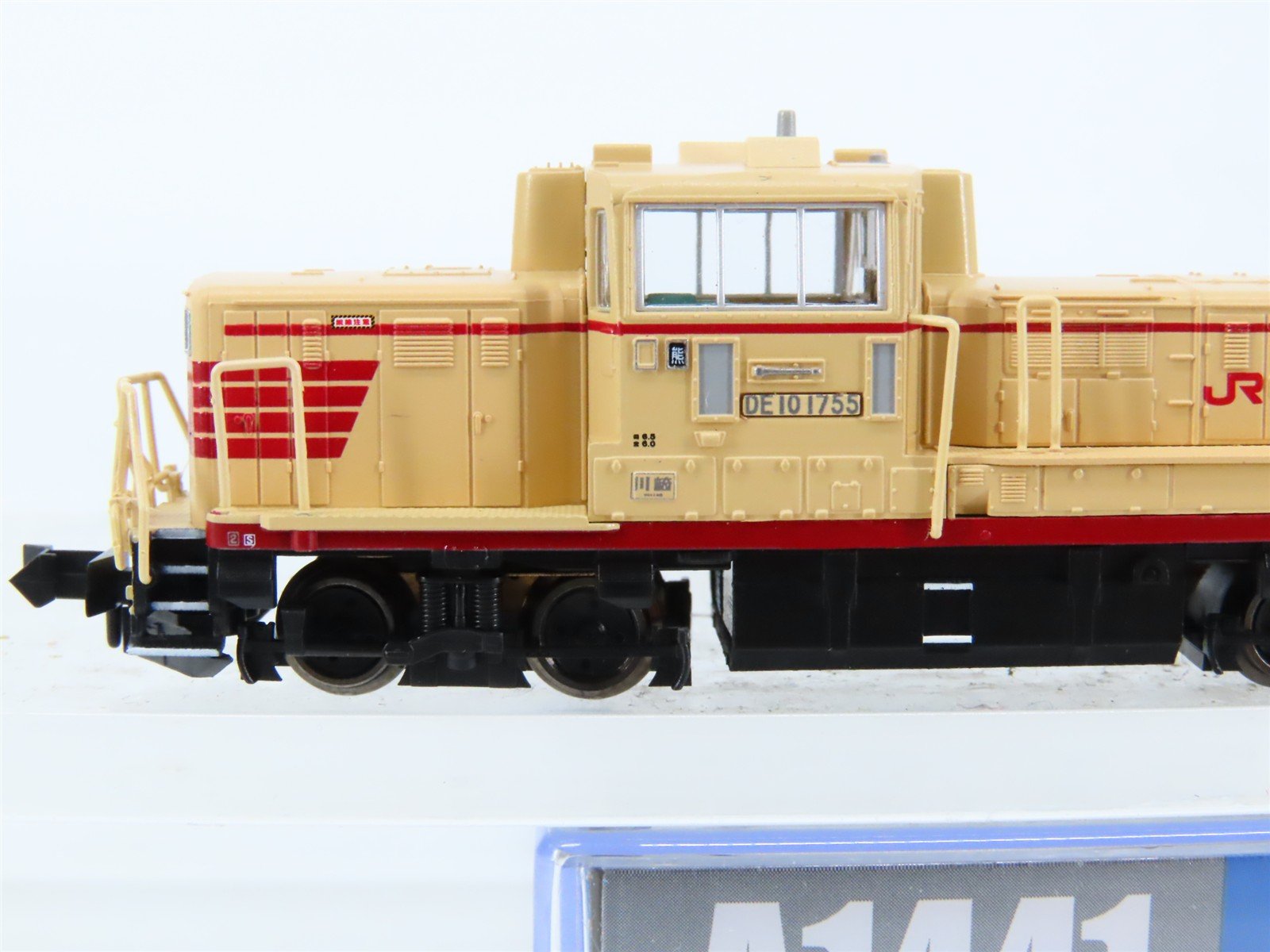 N Scale Micro-Ace A1441 JR / JNR Limited Express Colors DE10 Diesel #1755