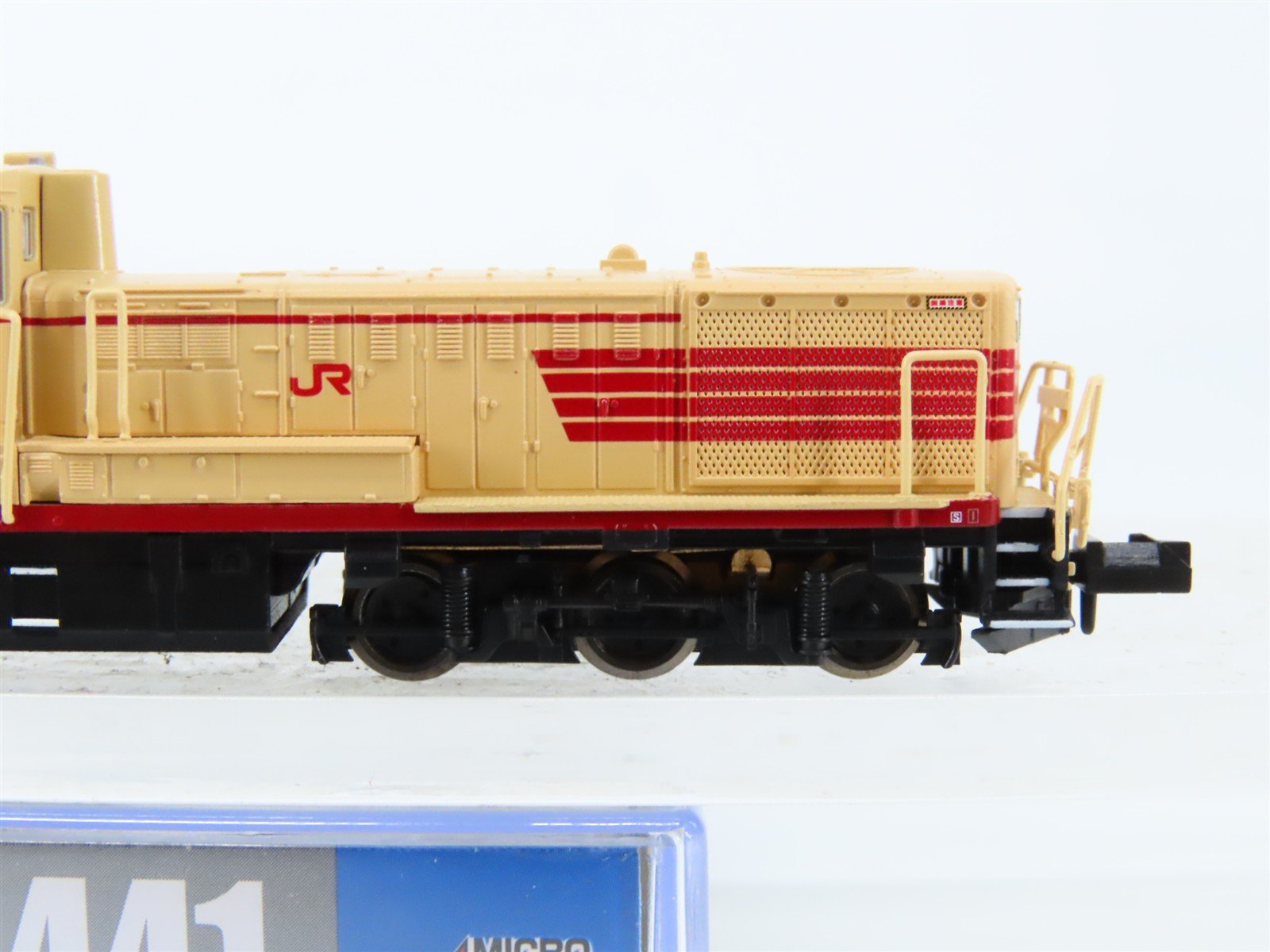 N Scale Micro-Ace A1441 JR / JNR Limited Express Colors DE10 Diesel #1755