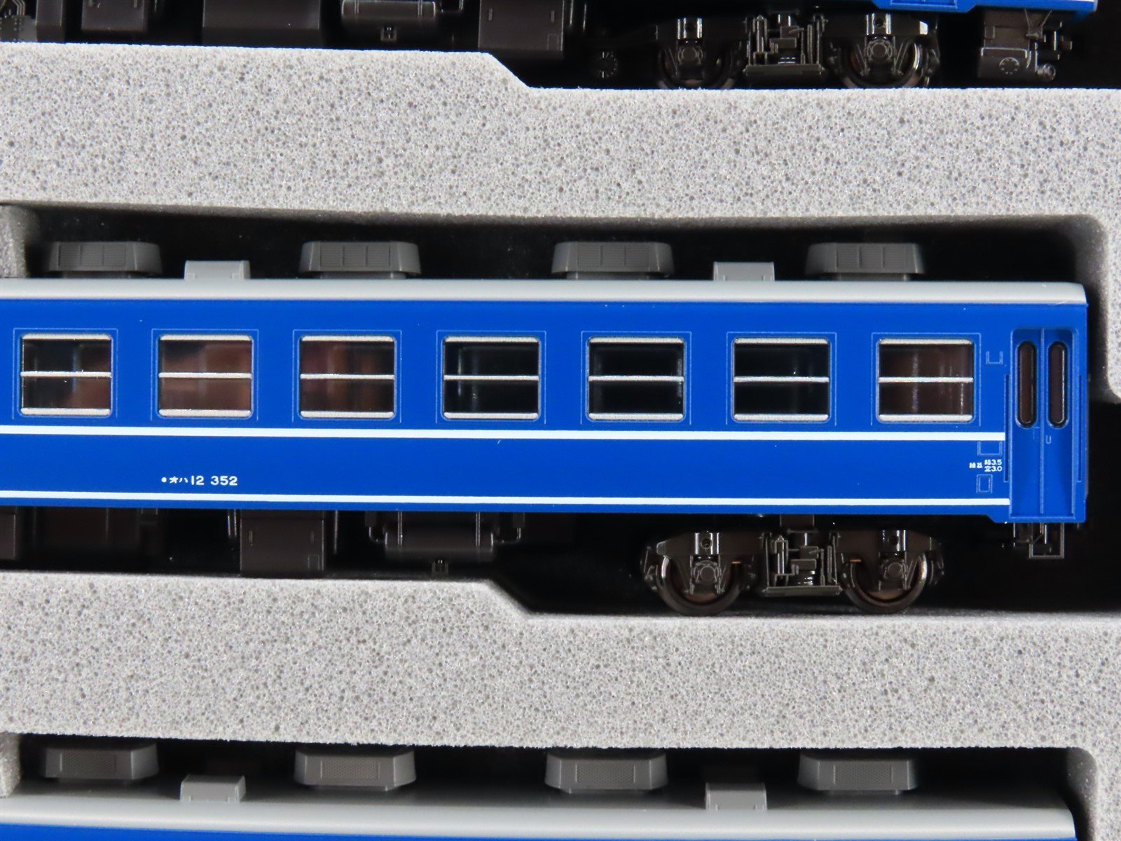 N Scale KATO 10-1820 JR West Specifications 12 Series Passenger 6-Car Set