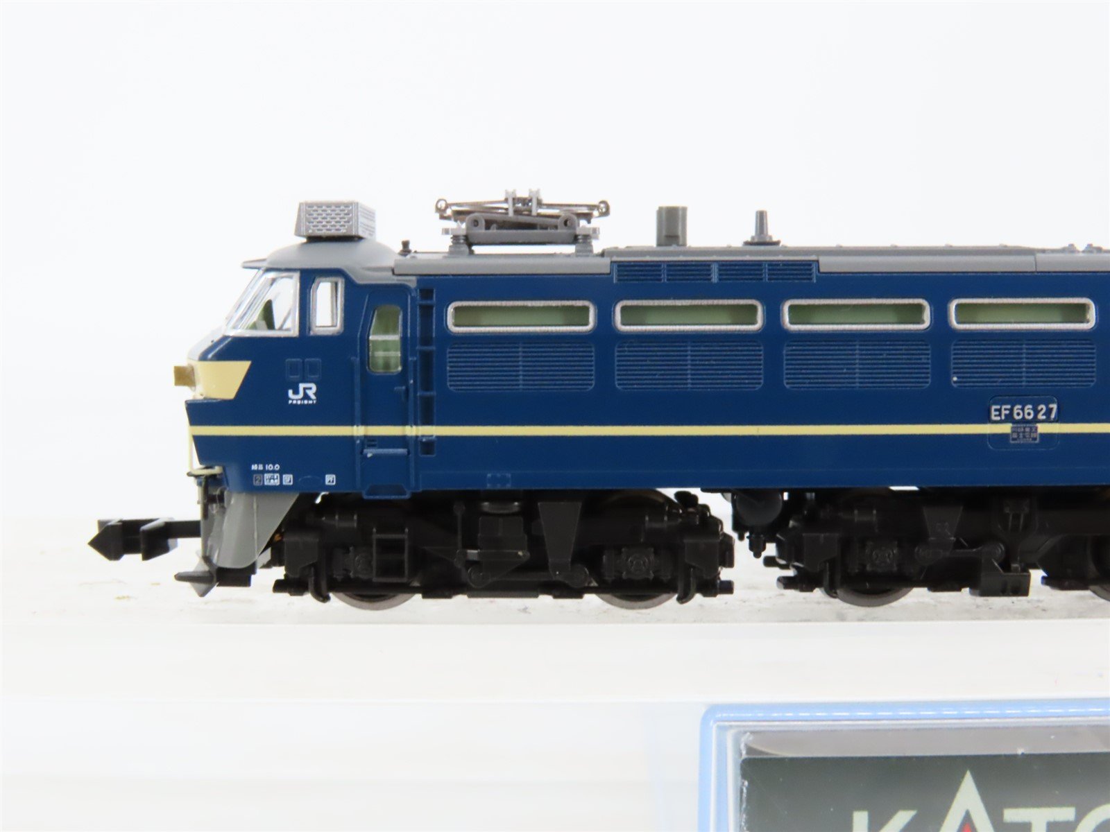N Scale KATO 3090-5 JR Japan Freight Railway Renewal Class EF66 Electric #27