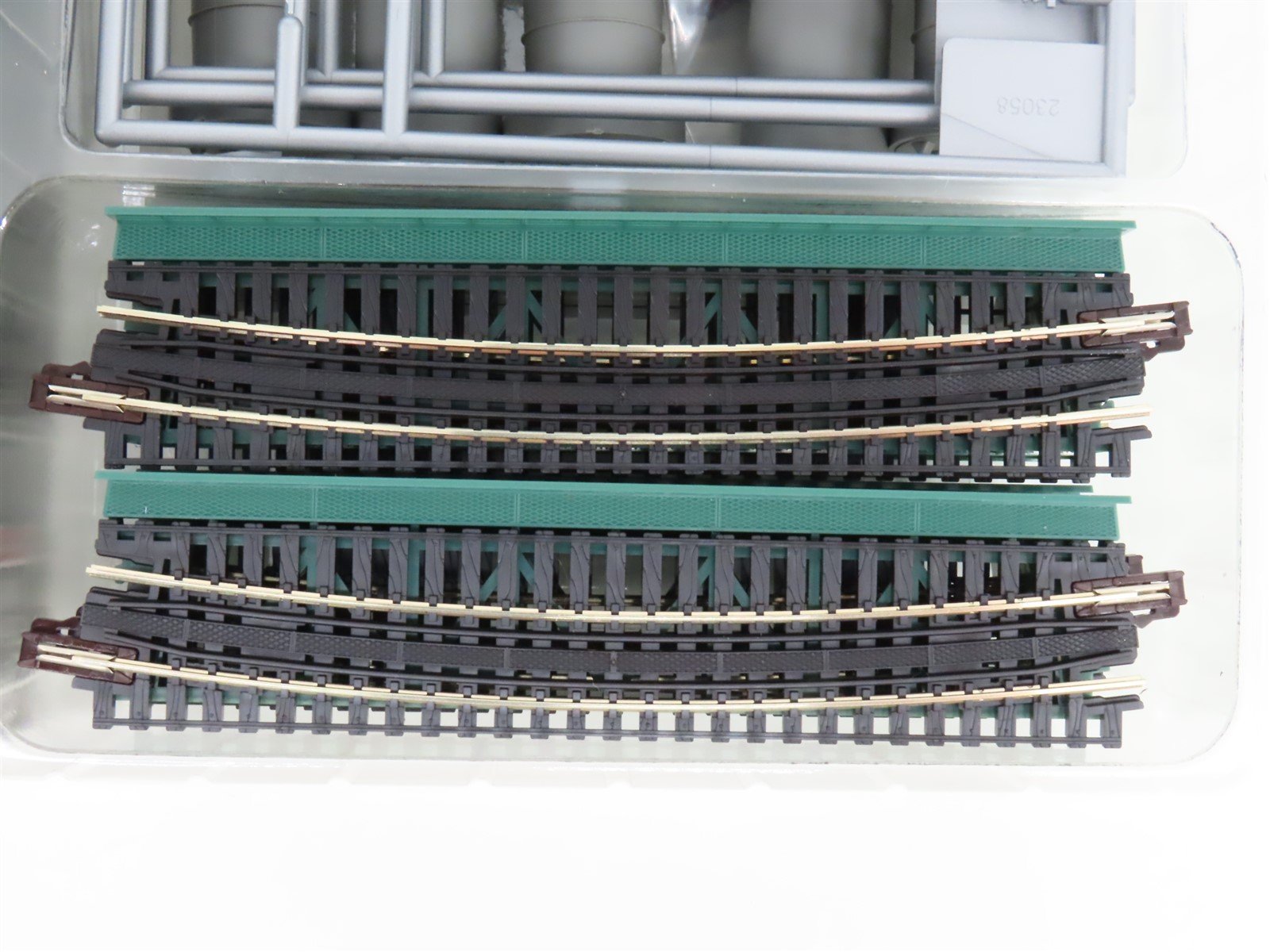 N Scale KATO Unitrack 20-823 R17 5/8