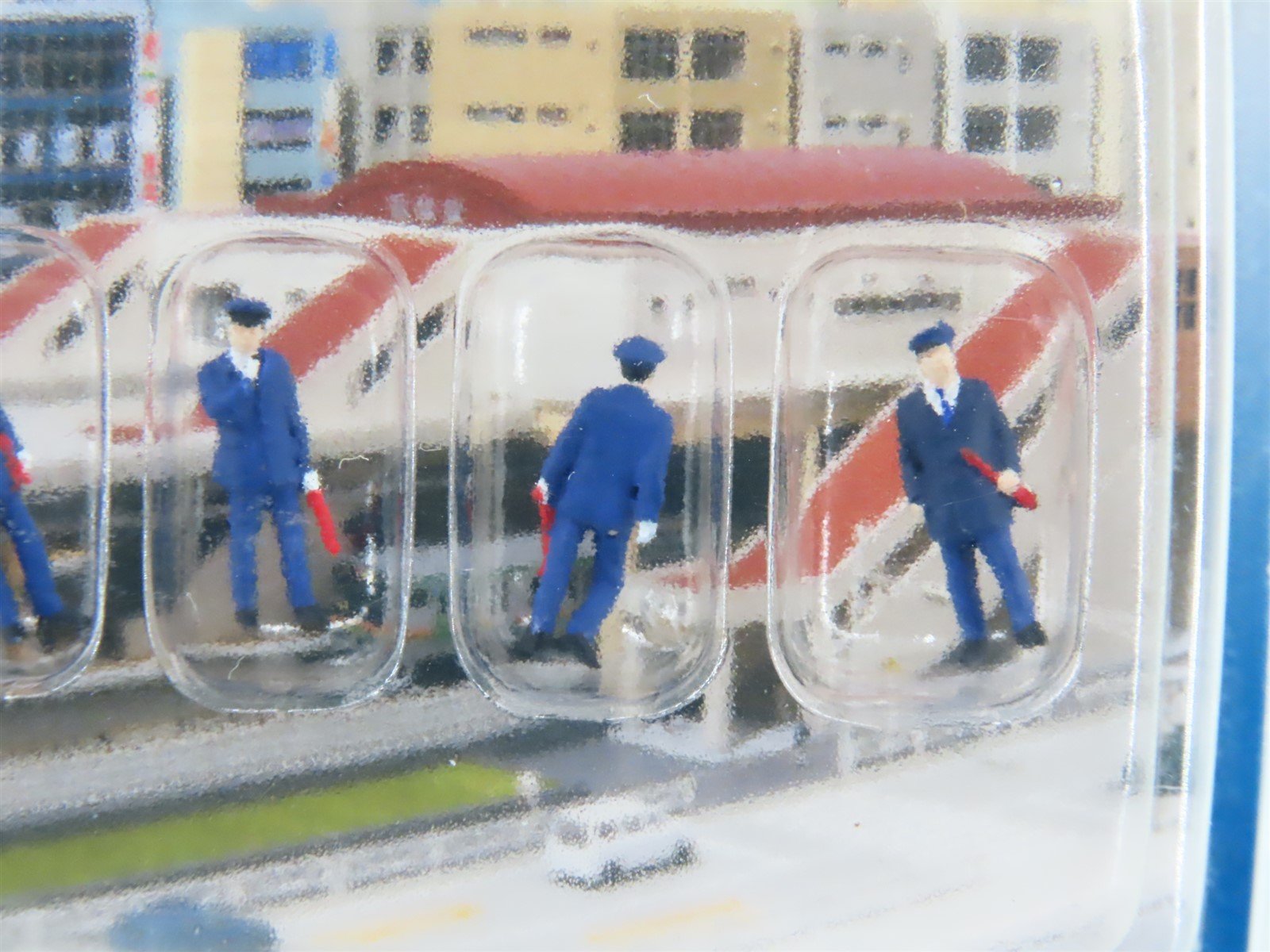 N 1/150 Scale KATO 24-202 Train Station Staff People Figures 6-Pack
