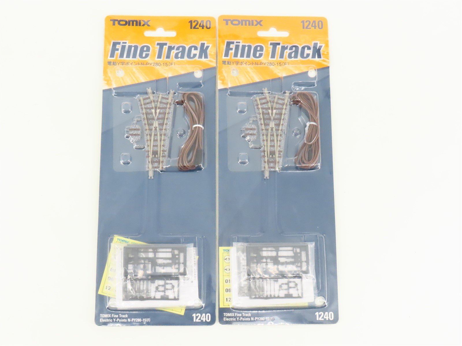LOT of 2 N Scale Tomix Fine Track 1240 PY280-15F Electric Y-Point Turnouts