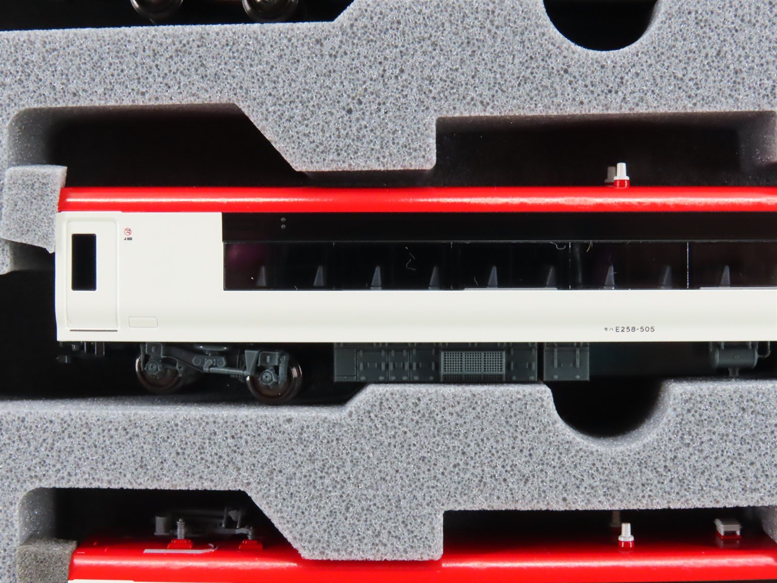 N Scale Kato 10-1934 E259 Series 