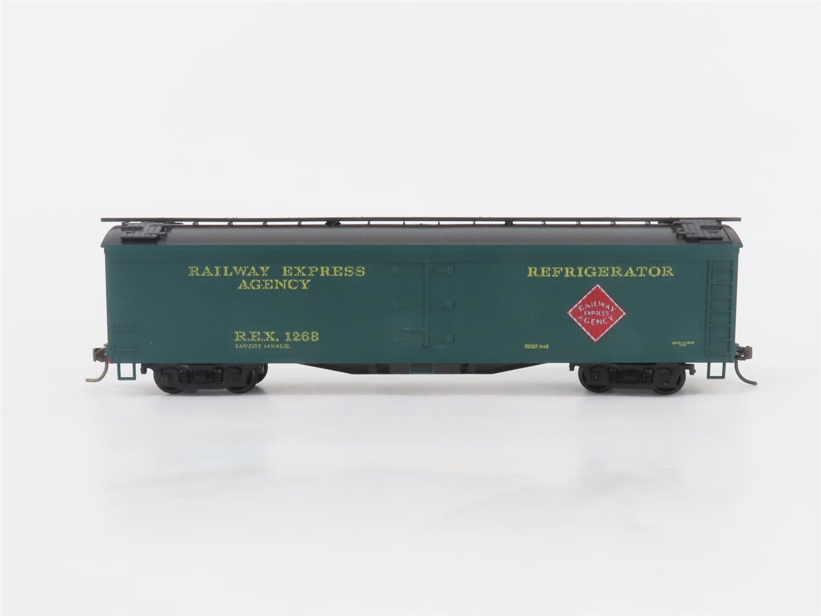 HO Scale Athearn REX Railway Express Agency Reefer #1268 - BUILT