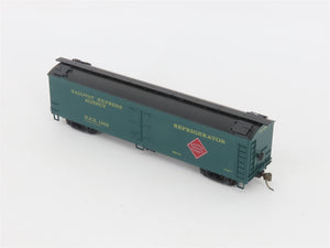 HO Scale Athearn REX Railway Express Agency Reefer #1268 - BUILT