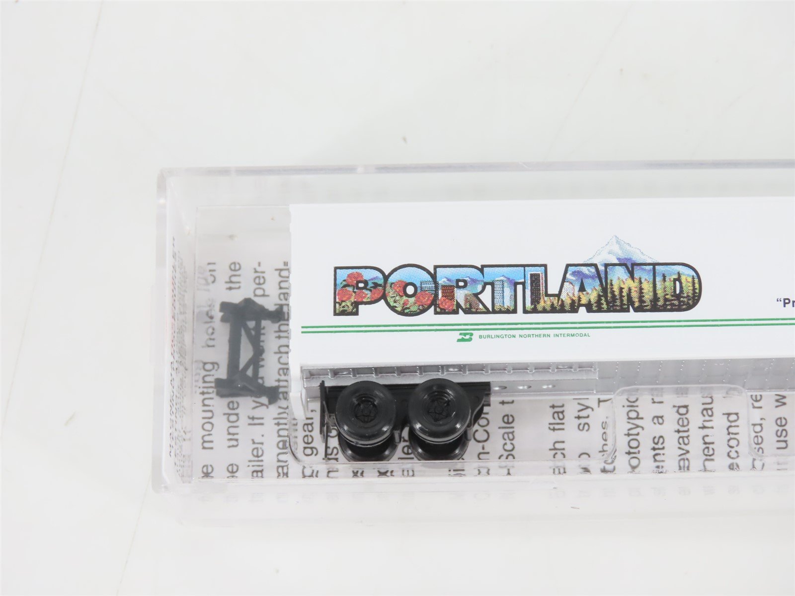 N Scale Micro-Trains MTL 67210 BNZ BN Intermodal 45' Trailer Portland #237862