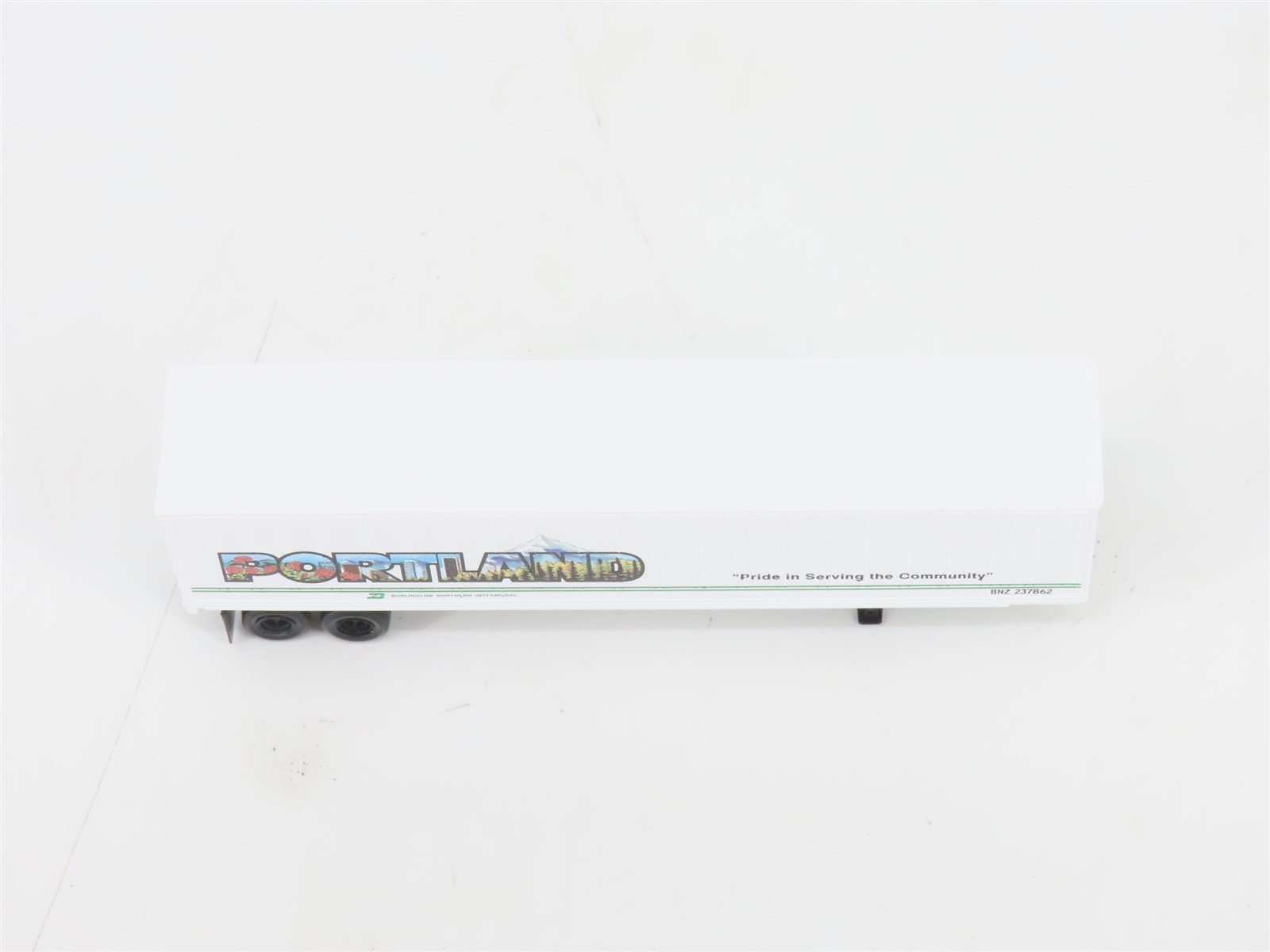 N Scale Micro-Trains MTL 67210 BNZ BN Intermodal 45' Trailer Portland #237862
