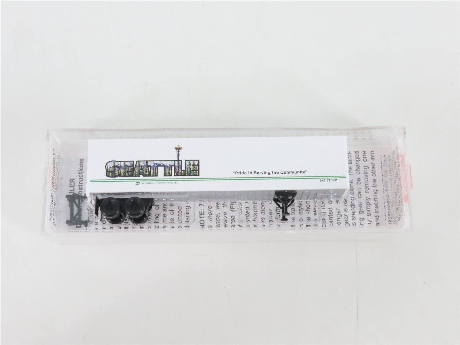 N Scale Micro-Trains MTL 67200 BNZ BN Intermodal 45' Trailer Seattle #237801