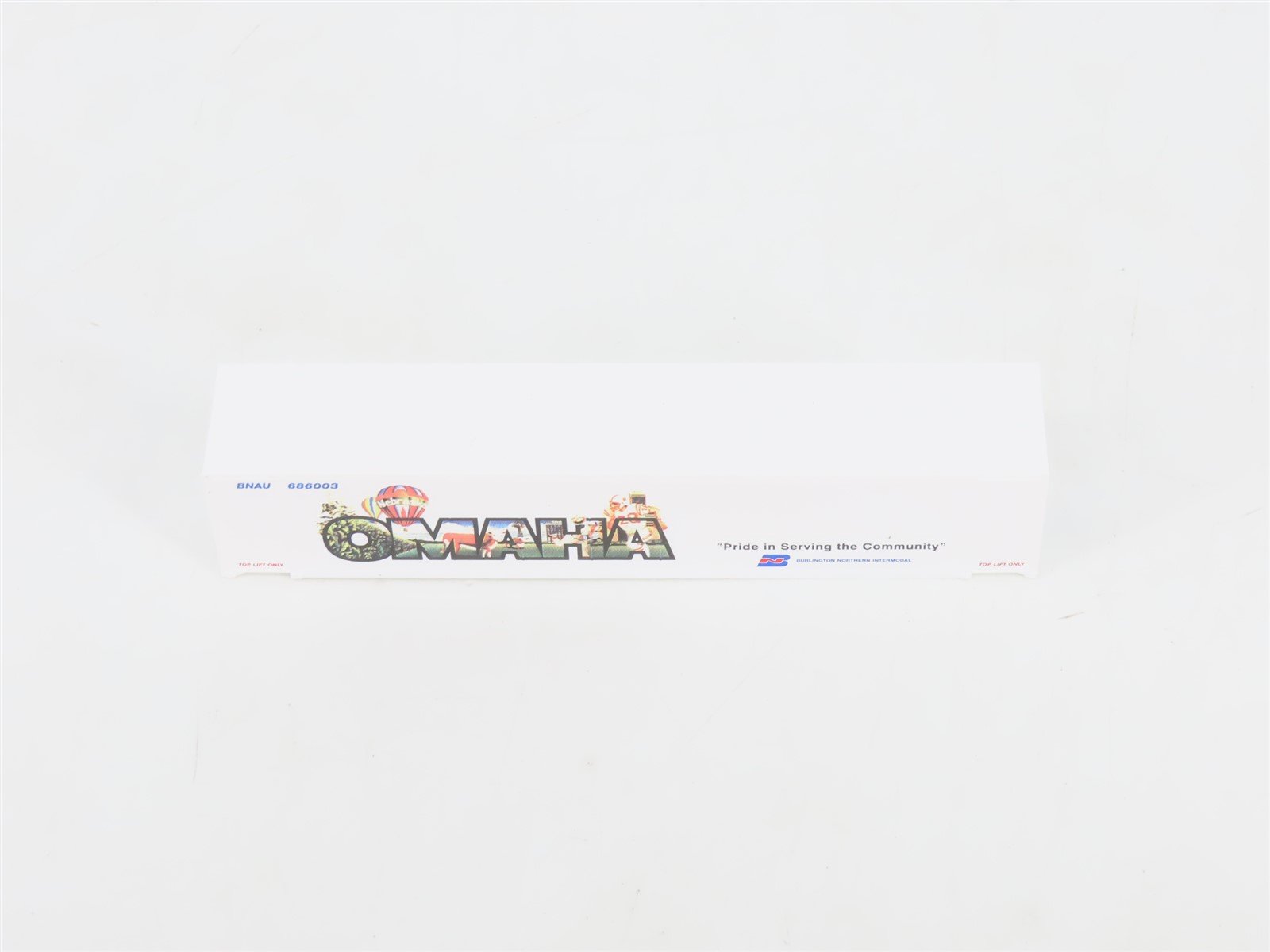 N Micro-Trains MTL deLuxe Innovations 81720 BNAU 48' Container Omaha #686003