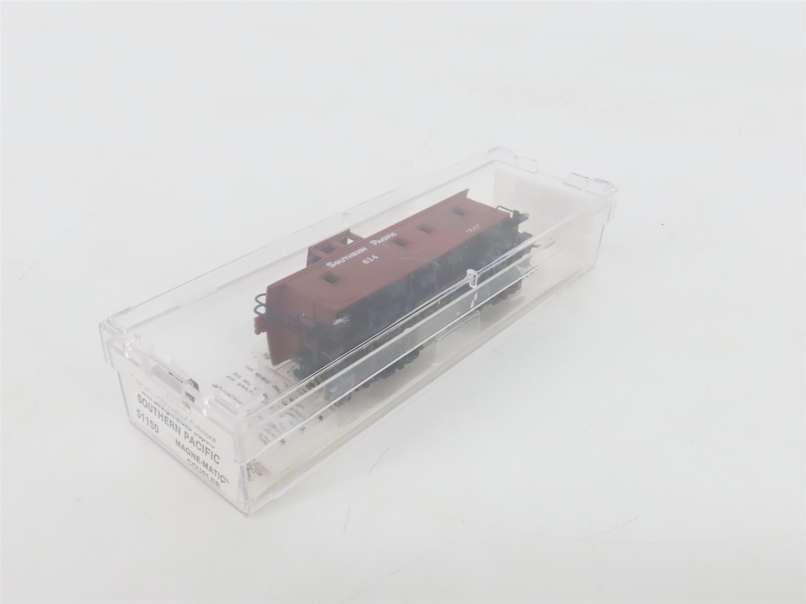 N Scale Micro-Trains MTL 51150 SP Southern Pacific 34' Wood-Sheathed Caboose 614