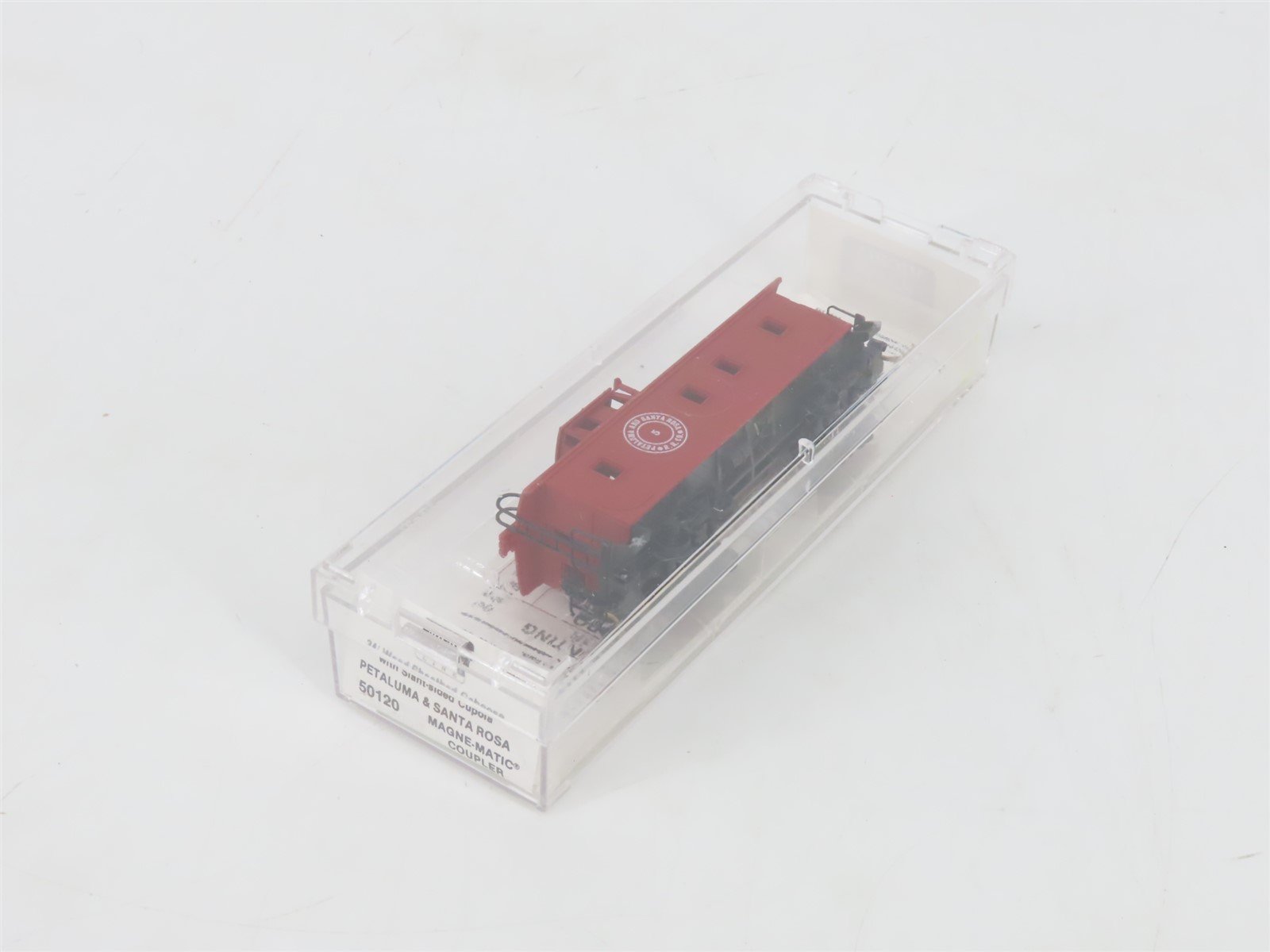 N Scale Micro-Trains MTL 50120 Petaluma & Santa-Rosa 34' Caboose #5